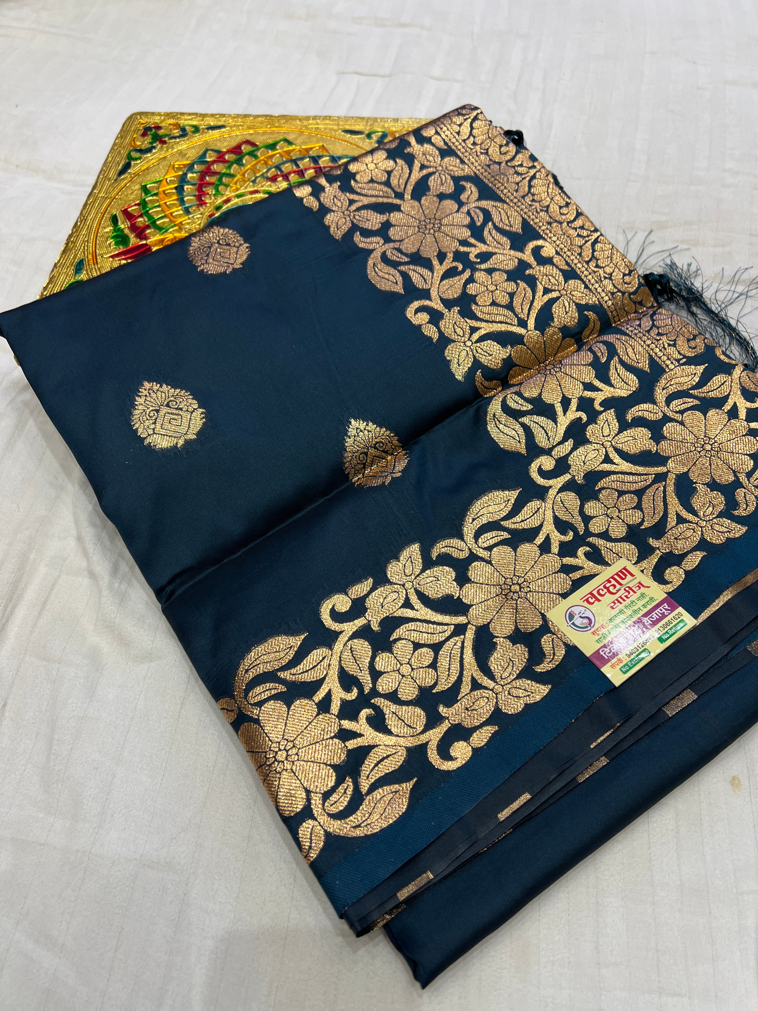 Premium Takshashila Paithani